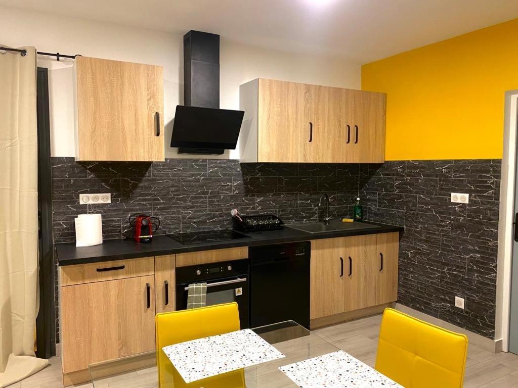 Residence Pfr Сен-Пиер Екстериор снимка